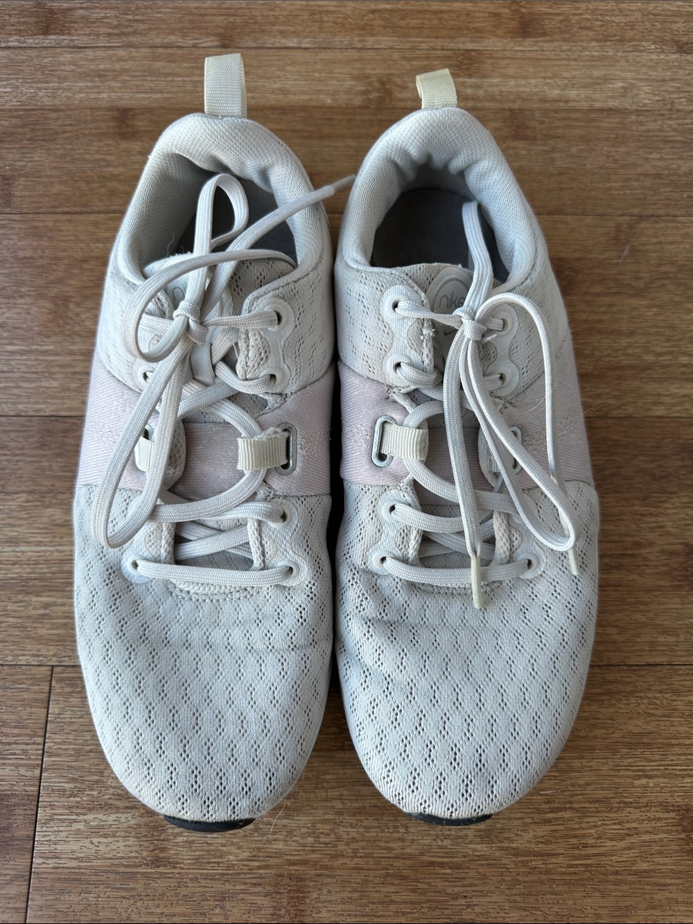 White Nike women sneakers- size 6.5